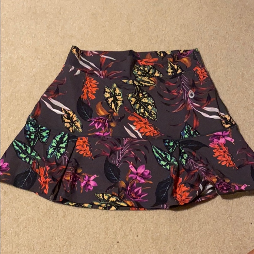 DONAJO athletic skirt